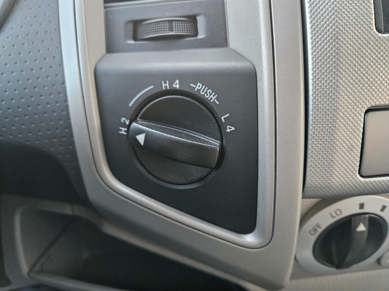 Toyota Tacoma Double Cab V6 4WD 2010