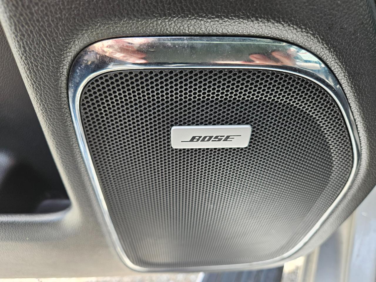 GMC Sierra 1500 4WD Crew Cab 143.5" Denali 2018