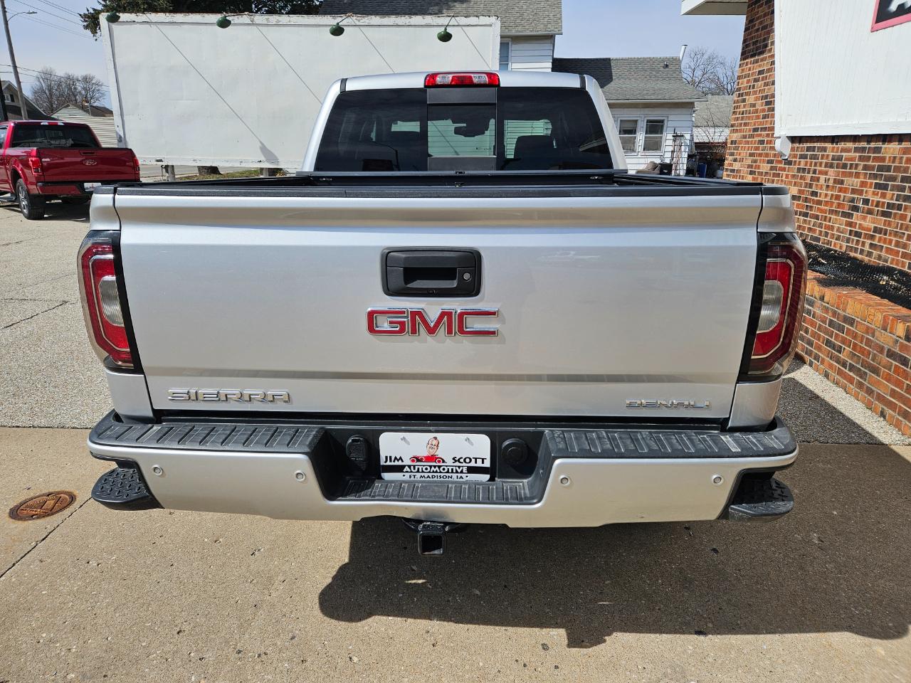 GMC Sierra 1500 4WD Crew Cab 143.5" Denali 2018