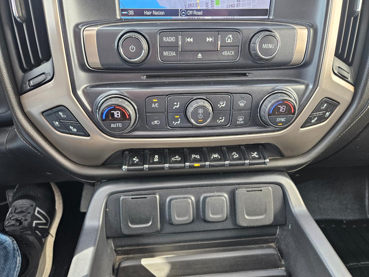 GMC Sierra 1500 4WD Crew Cab 143.5" Denali 2018