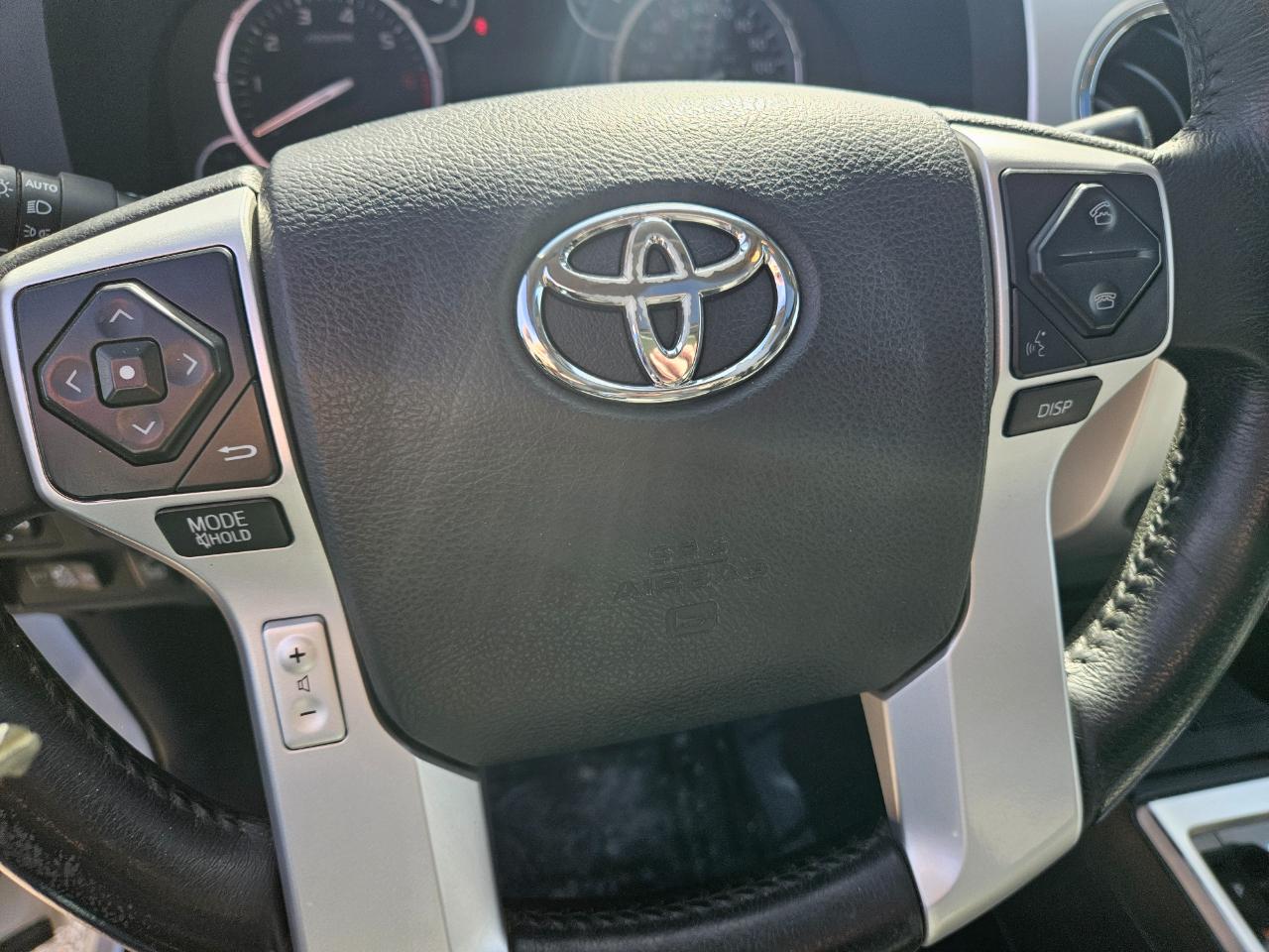 Toyota Tundra 4WD Truck CrewMax 5.7L FFV V8 6-Spd AT LTD (Natl) 2016