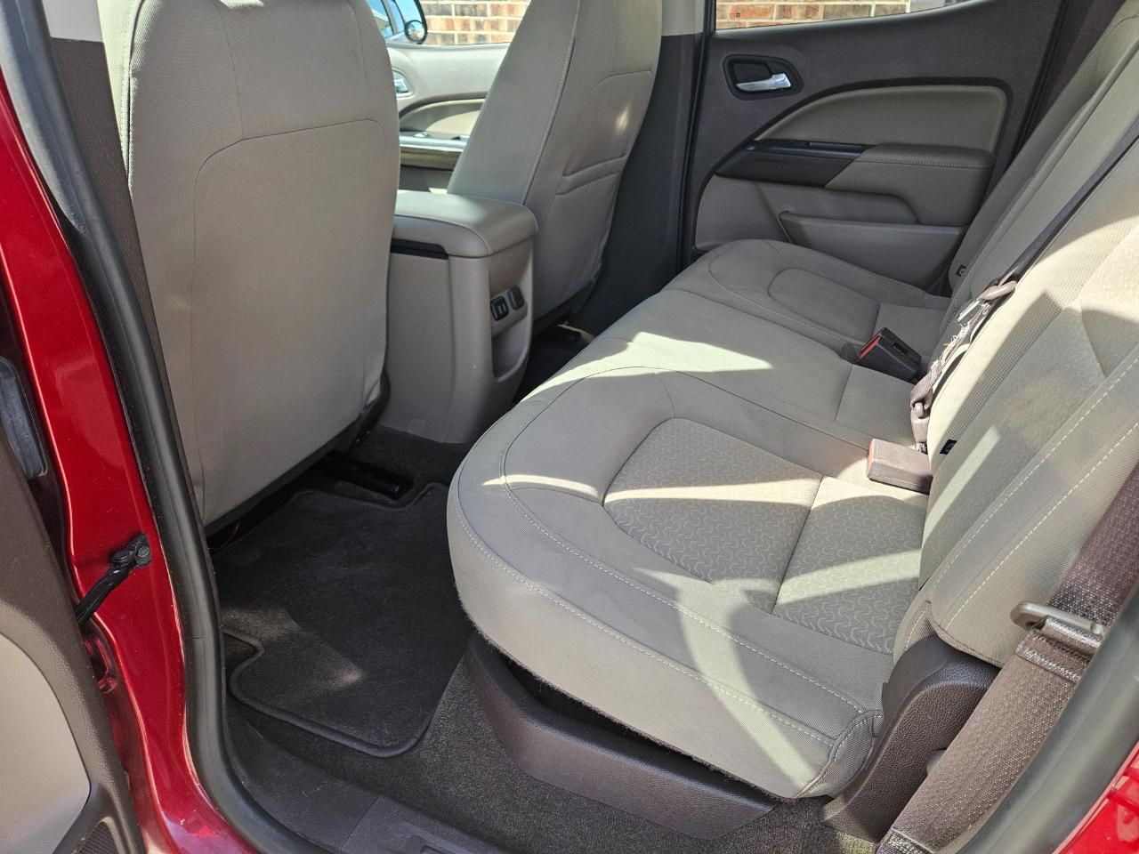 GMC Canyon 4WD Crew Cab 128.3" SLE 2017