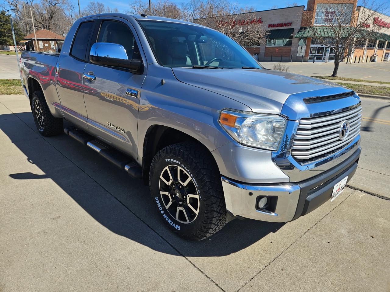 Toyota Tundra 4WD Truck Double Cab 5.7L FFV V8 6-Spd AT LTD (Natl) 2014