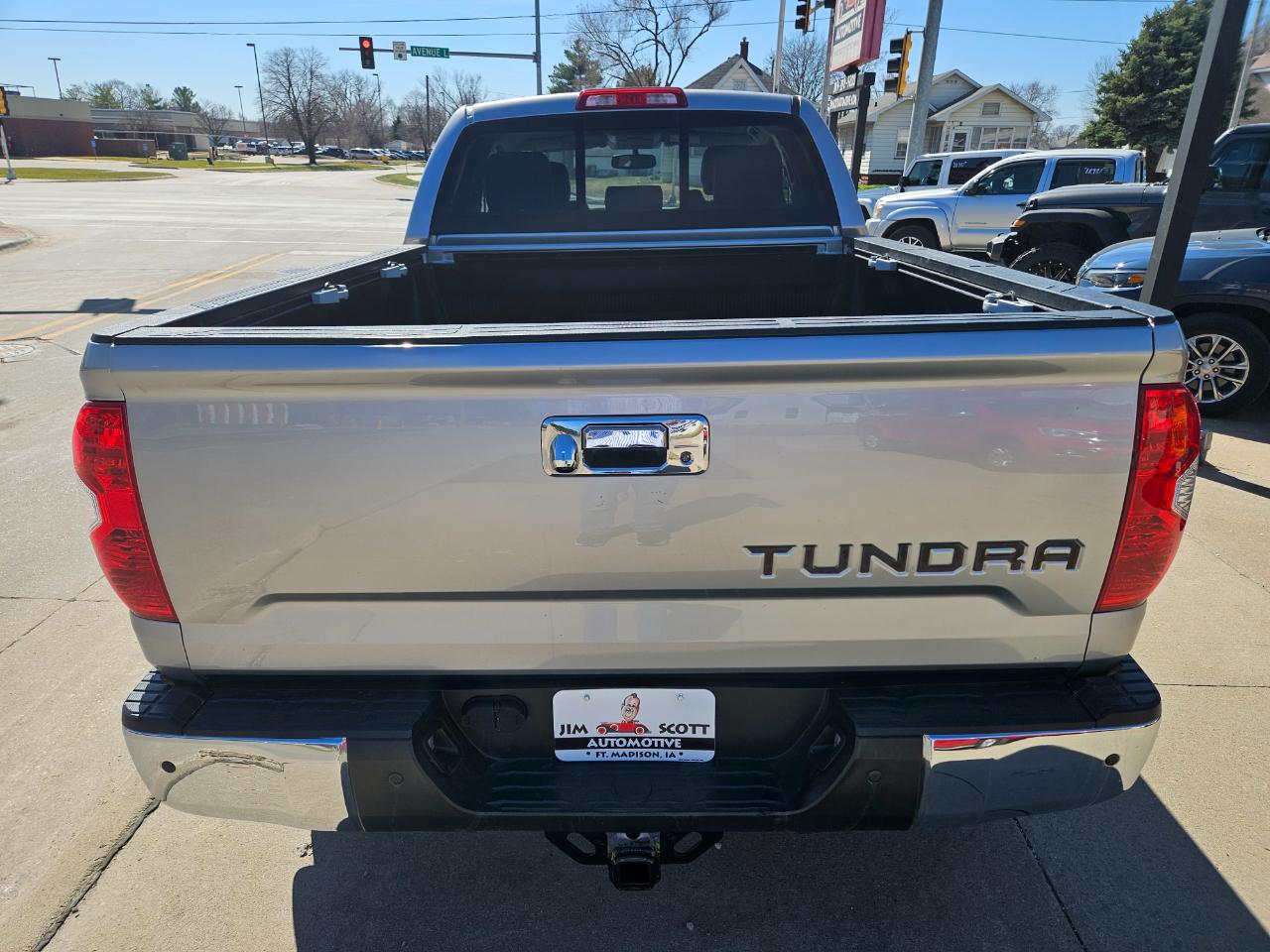 Toyota Tundra 4WD Truck Double Cab 5.7L FFV V8 6-Spd AT LTD (Natl) 2014