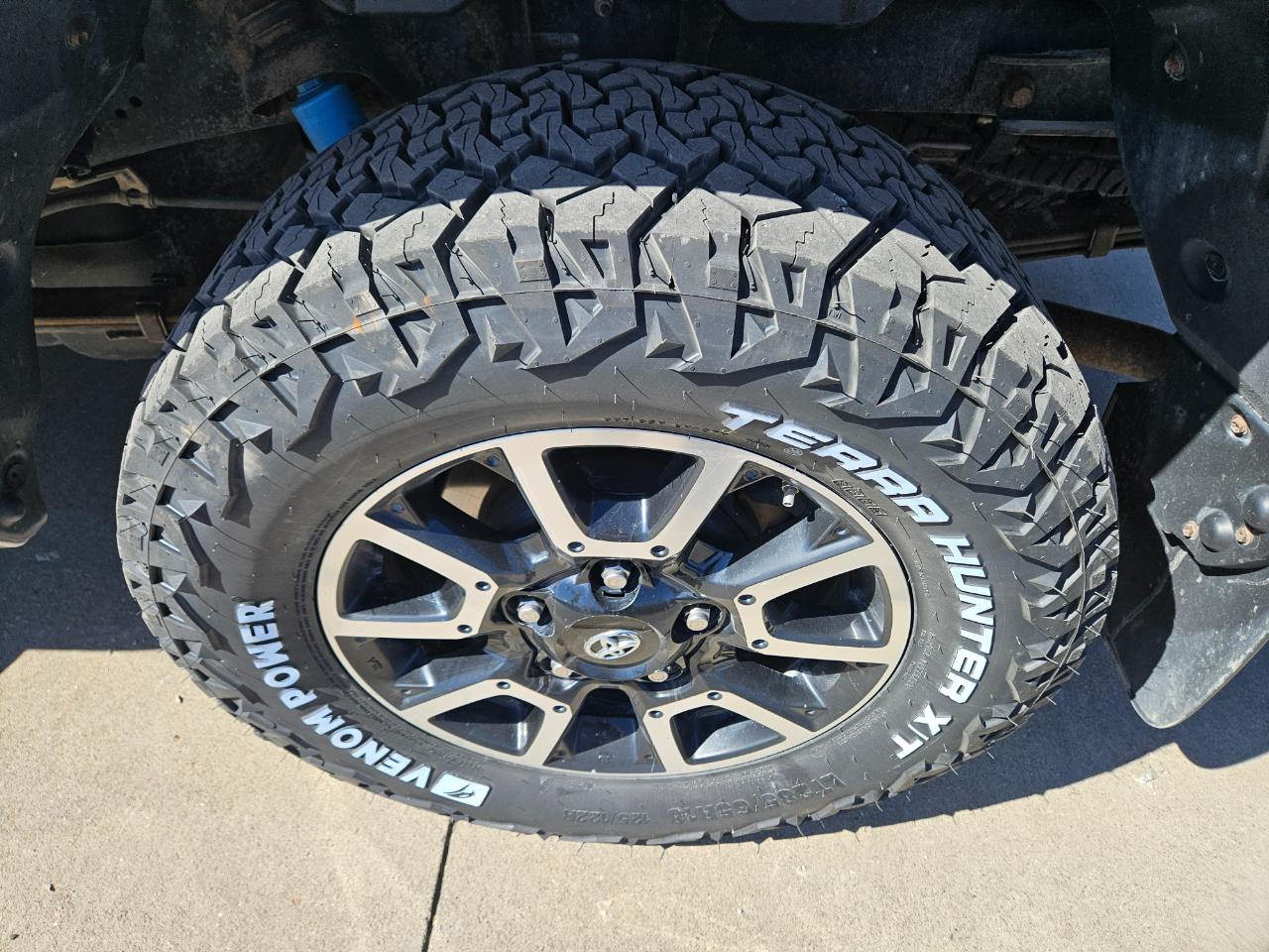 Toyota Tundra 4WD Truck Double Cab 5.7L FFV V8 6-Spd AT LTD (Natl) 2014