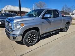 2014 Toyota Tundra 4WD Truck 
