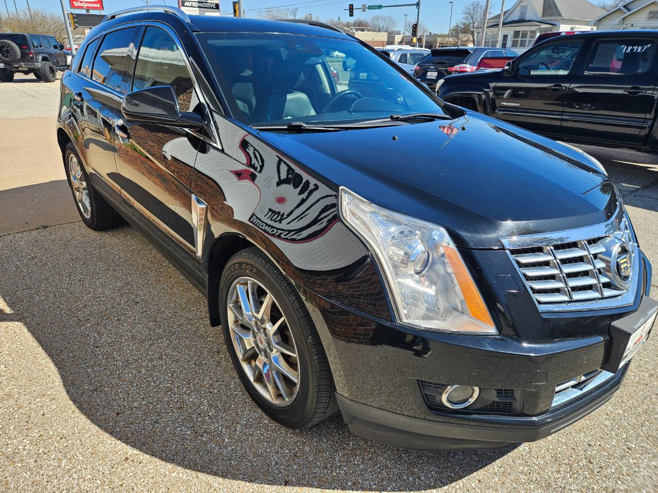 Cadillac SRX FWD 4dr Performance Collection 2013