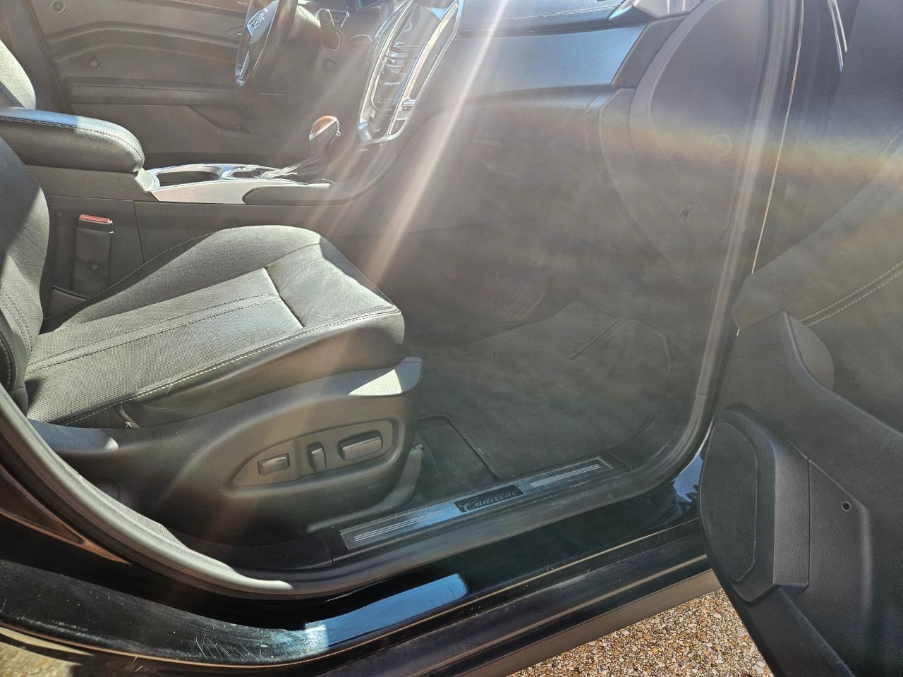 Cadillac SRX FWD 4dr Performance Collection 2013