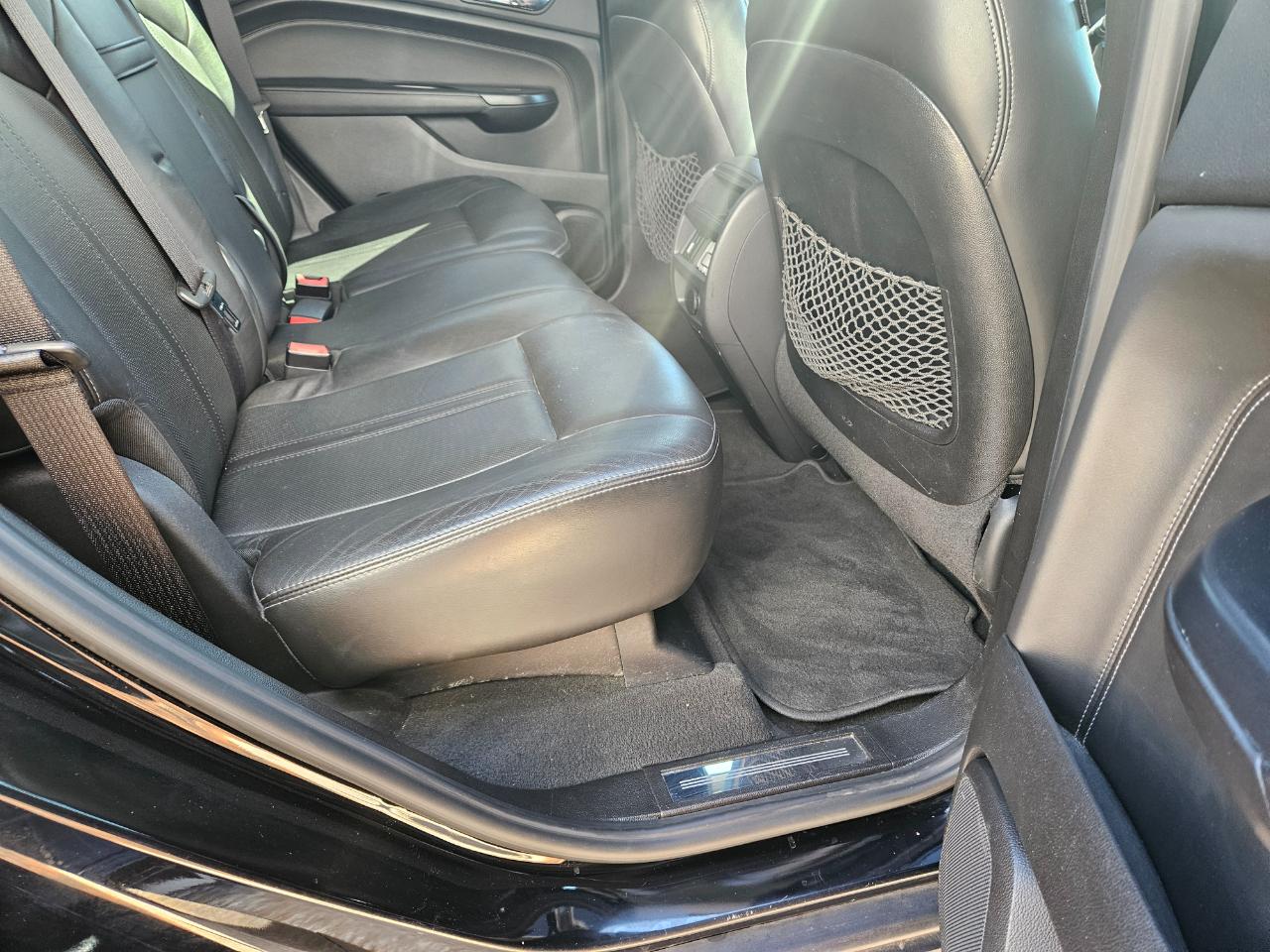 Cadillac SRX FWD 4dr Performance Collection 2013