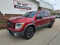 2017 Nissan Titan 