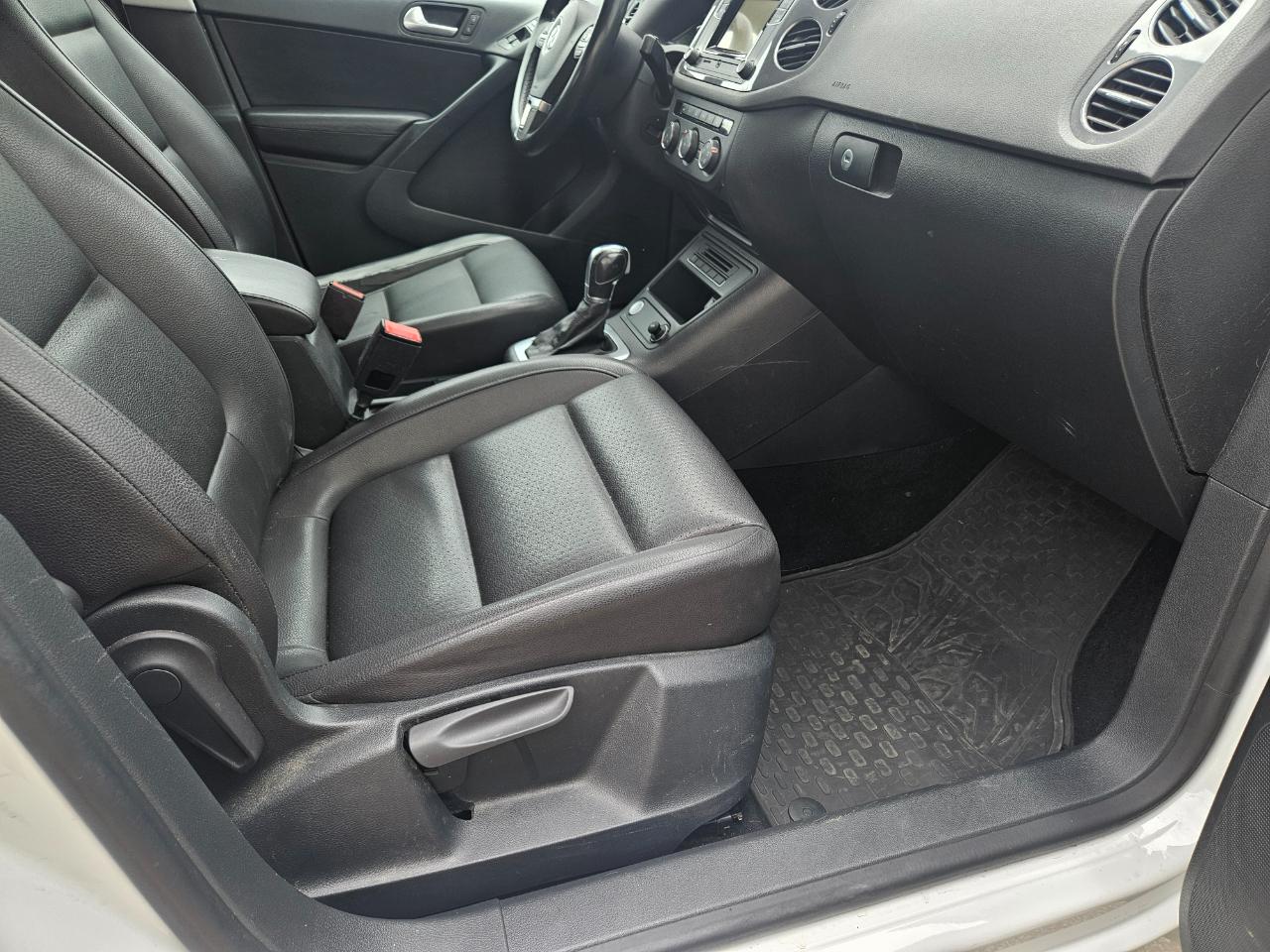 Volkswagen Tiguan 4MOTION 4dr Auto R-Line 2016