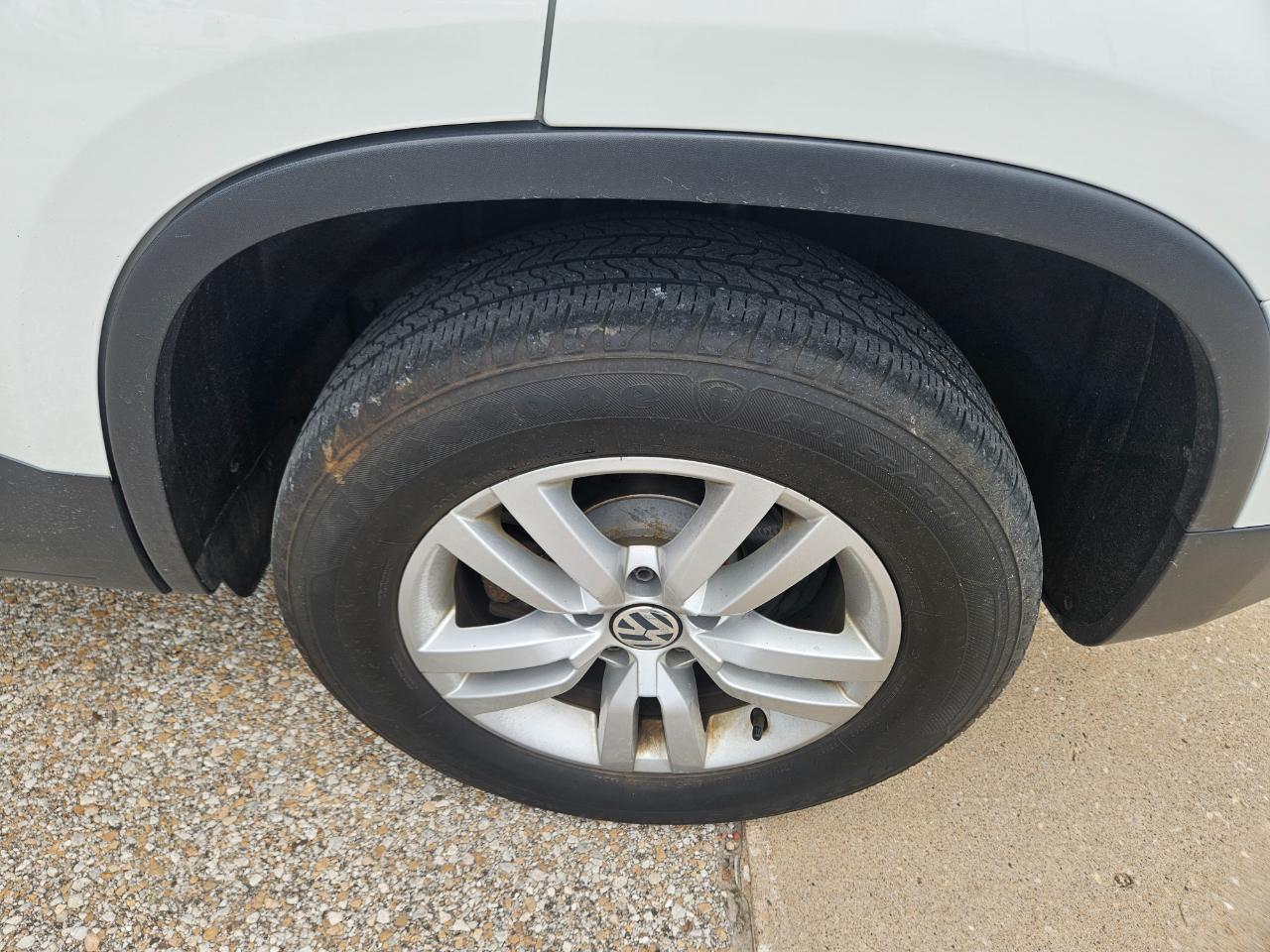 Volkswagen Tiguan 4MOTION 4dr Auto R-Line 2016