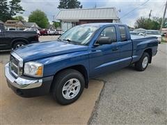 2005 Dodge Dakota 
