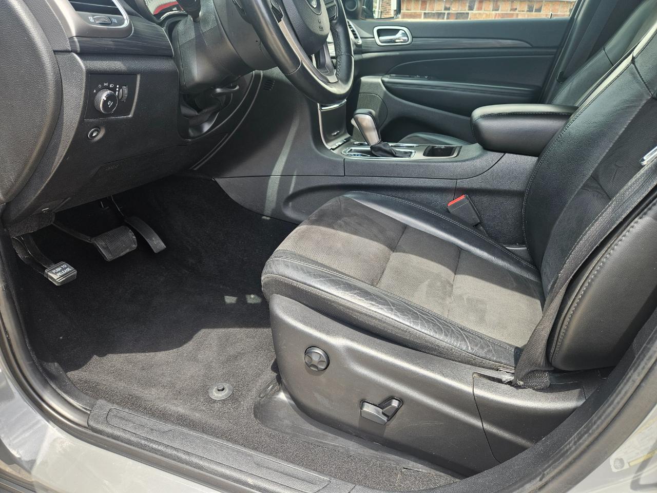 Jeep Grand Cherokee Altitude 4x4 2019