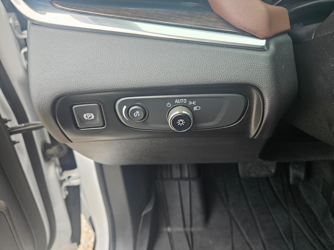 Buick Enclave AWD 4dr Avenir 2021