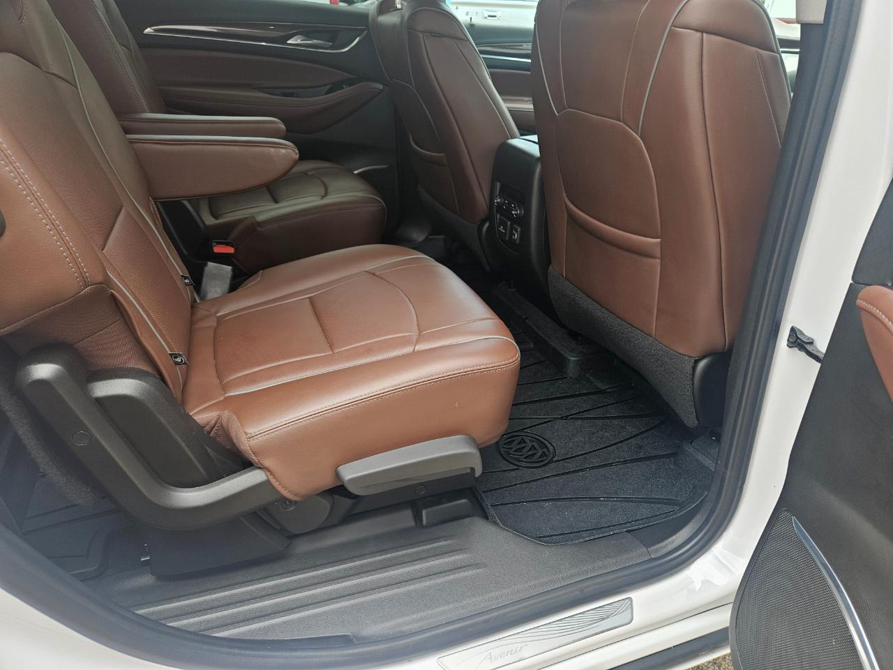 Buick Enclave AWD 4dr Avenir 2021
