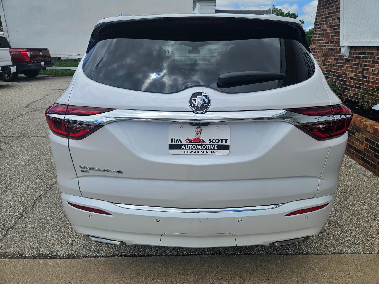 Buick Enclave AWD 4dr Avenir 2021