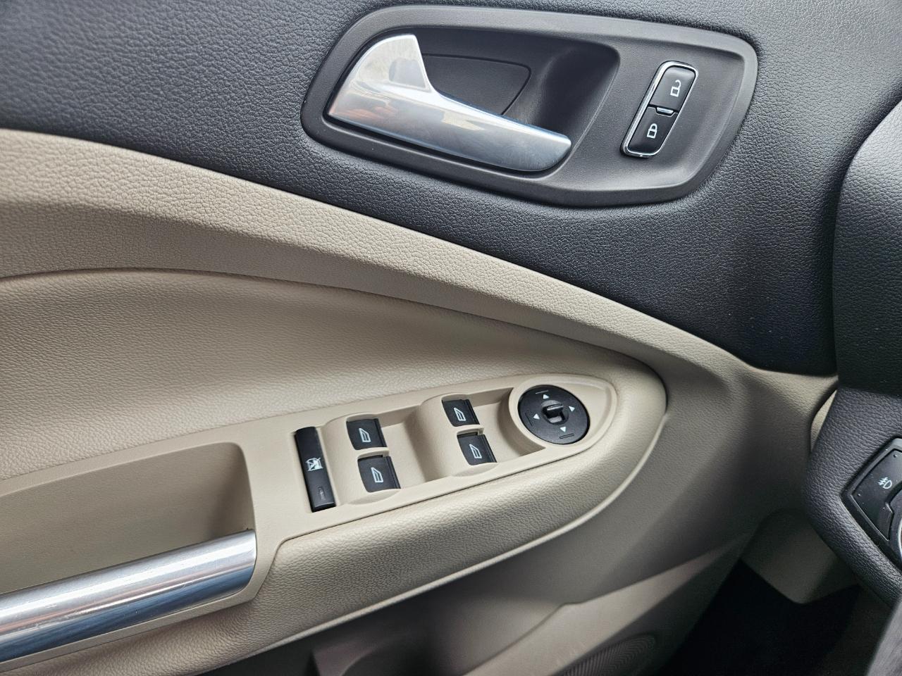 Ford Escape 4WD 4dr SE 2016