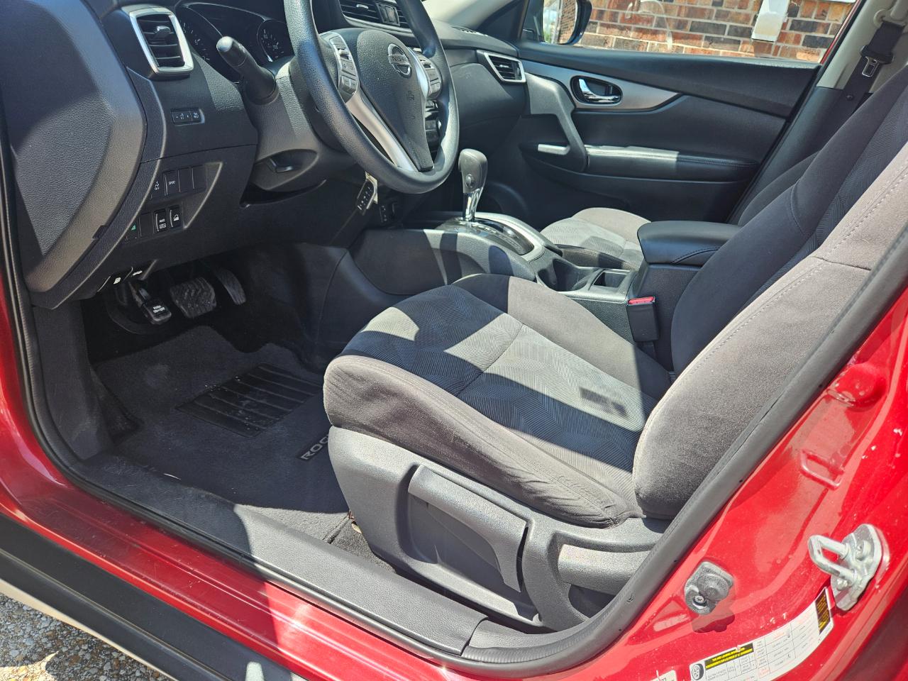 Nissan Rogue AWD 4dr SV 2016