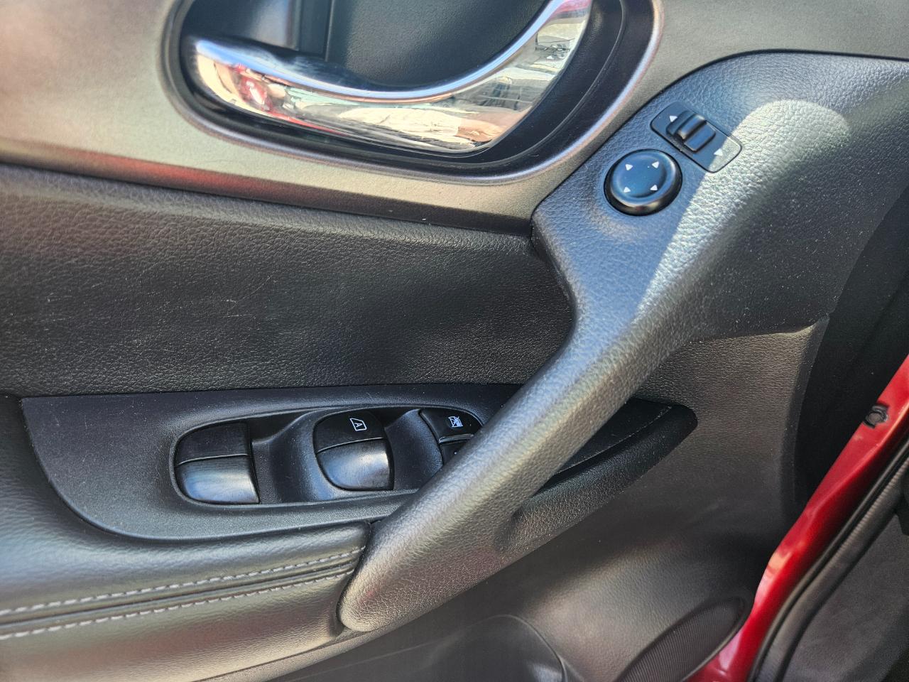 Nissan Rogue AWD 4dr SV 2016