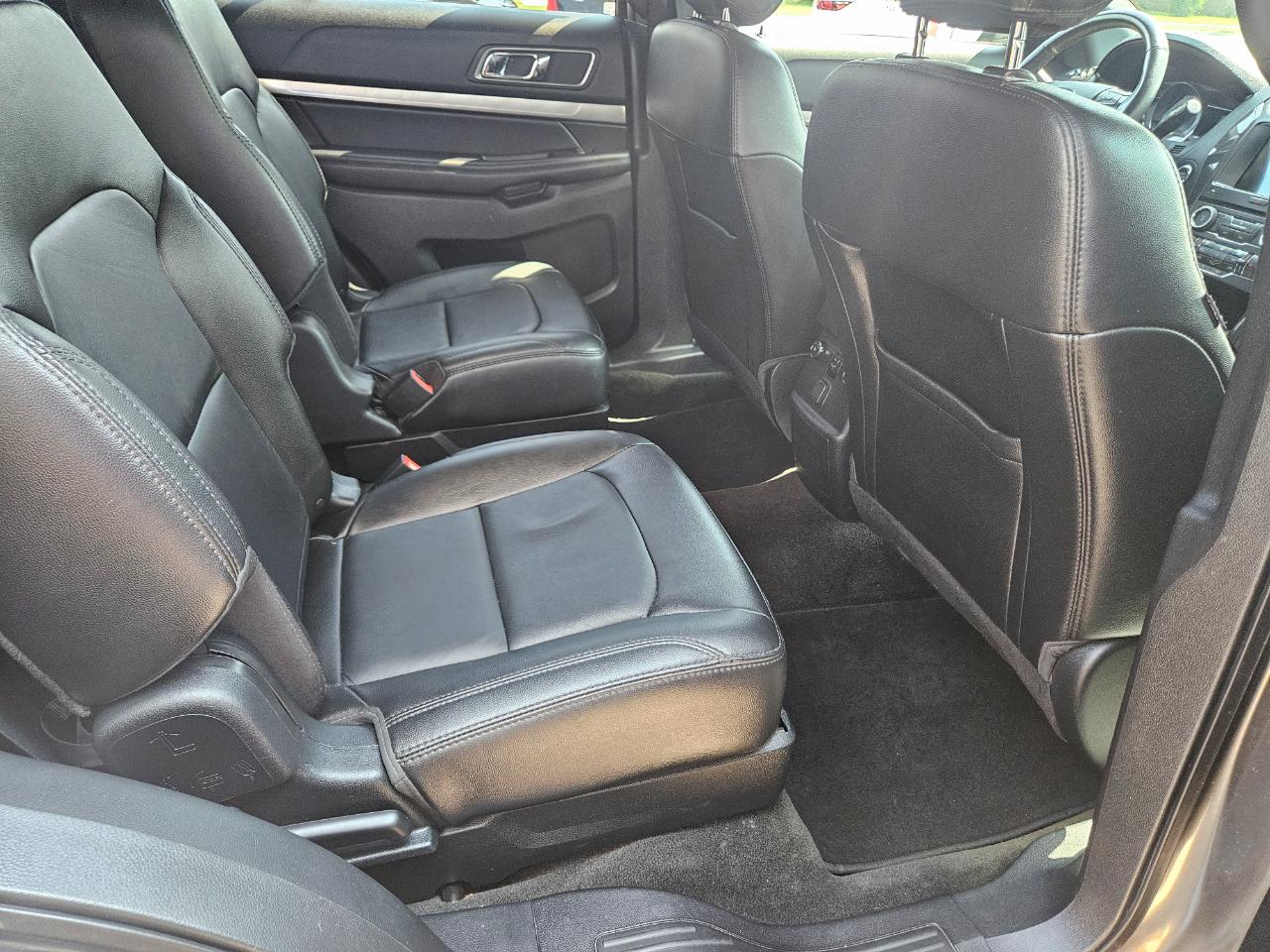 Ford Explorer XLT 4WD 2018