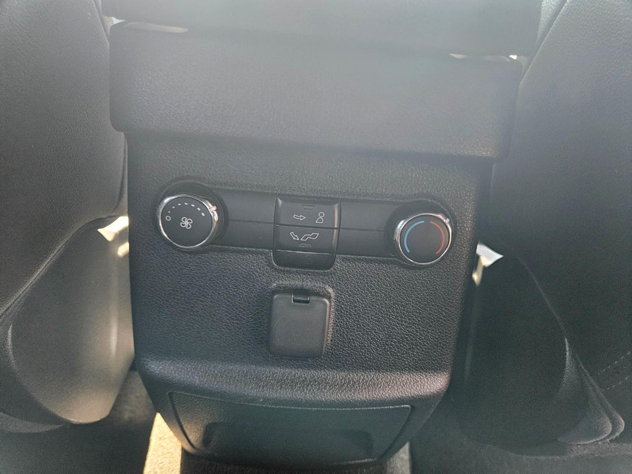 Ford Explorer XLT 4WD 2018