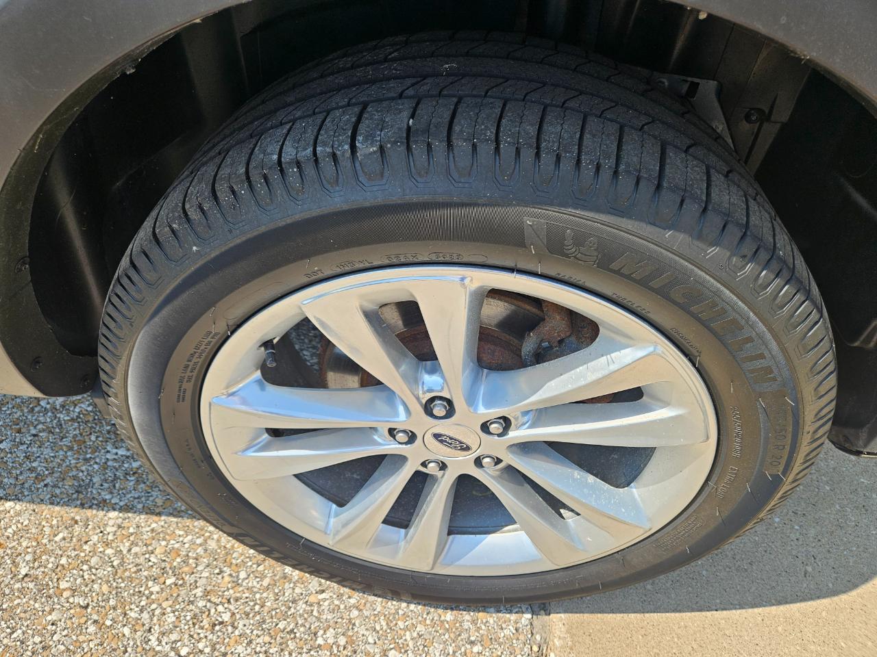 Ford Explorer XLT 4WD 2018