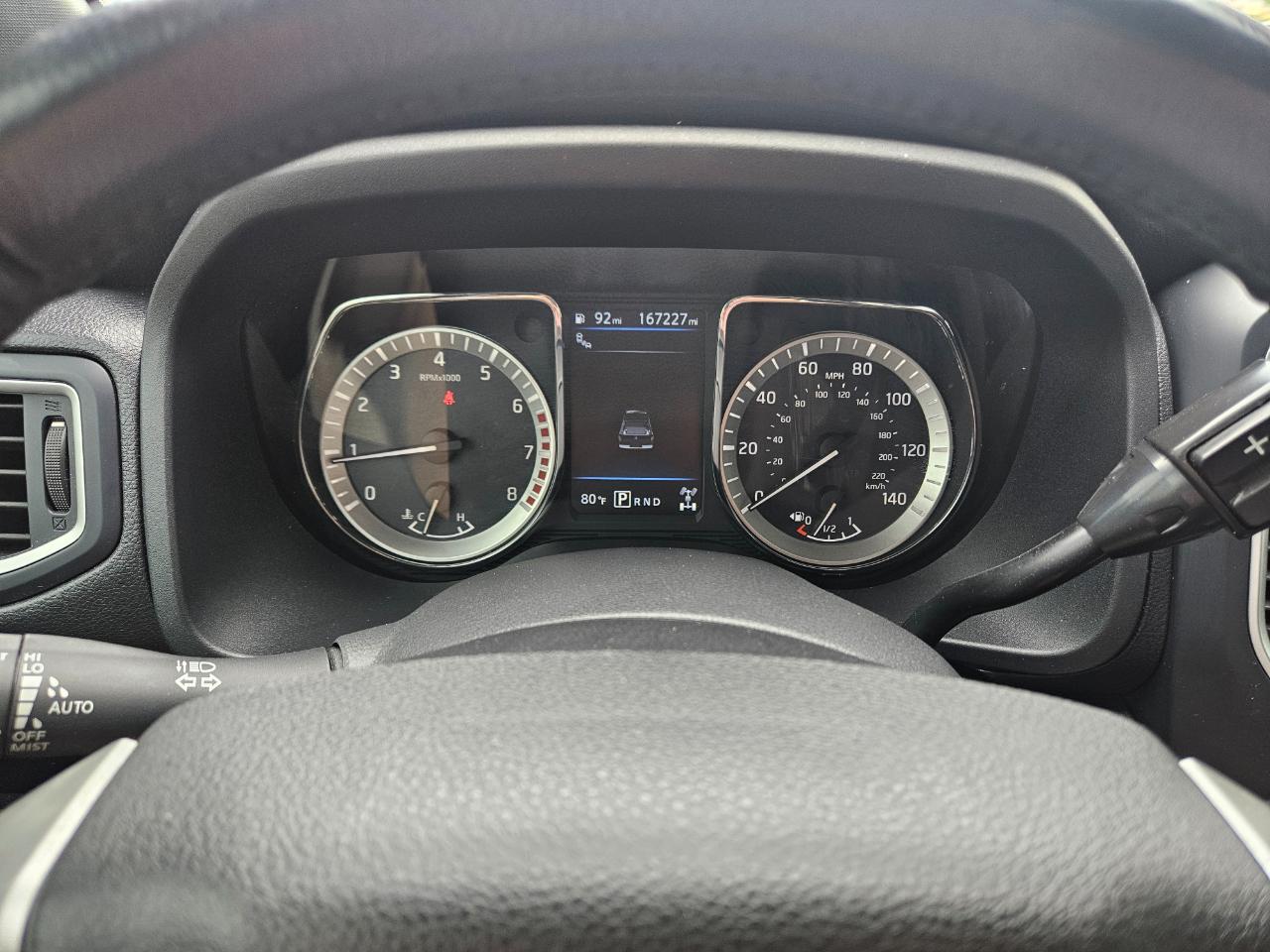 Nissan Titan 4x4 Crew Cab SV 2019