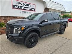 2019 Nissan Titan 