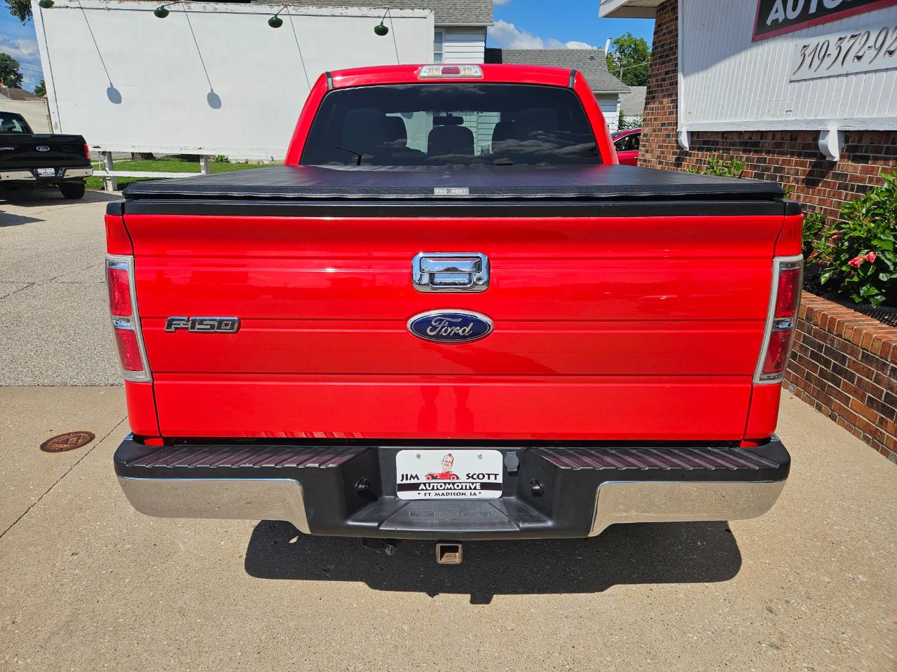 Ford F-150 2WD SuperCrew 145" XLT 2011