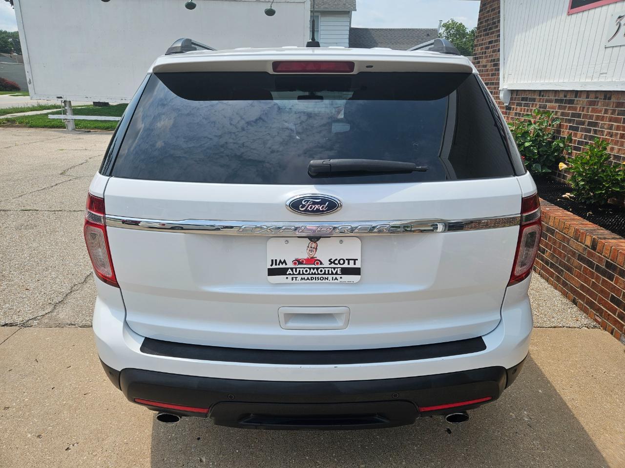 Ford Explorer FWD 4dr XLT 2014
