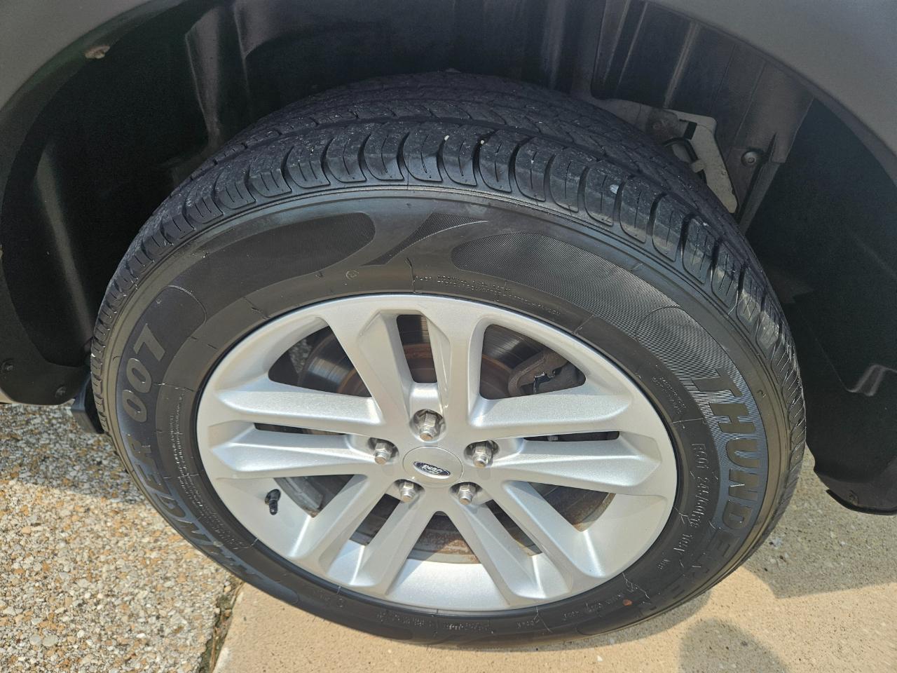 Ford Explorer FWD 4dr XLT 2014