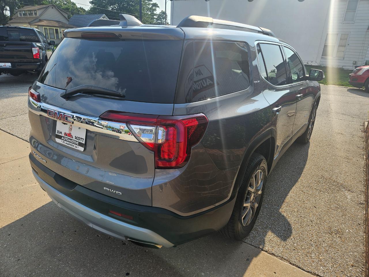 GMC Acadia AWD 4dr SLT 2020