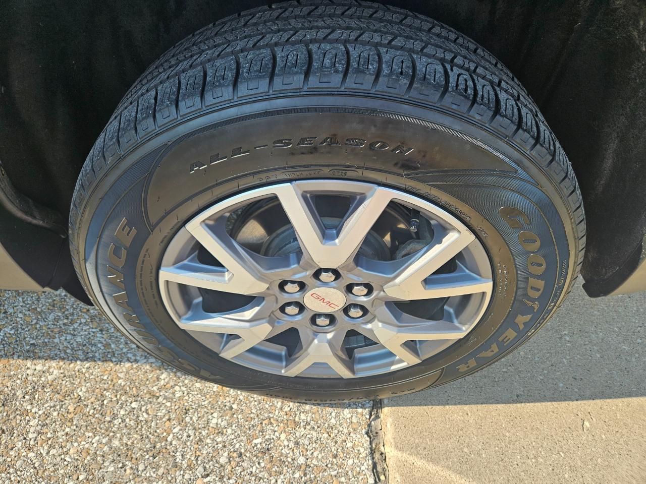 GMC Acadia AWD 4dr SLT 2020