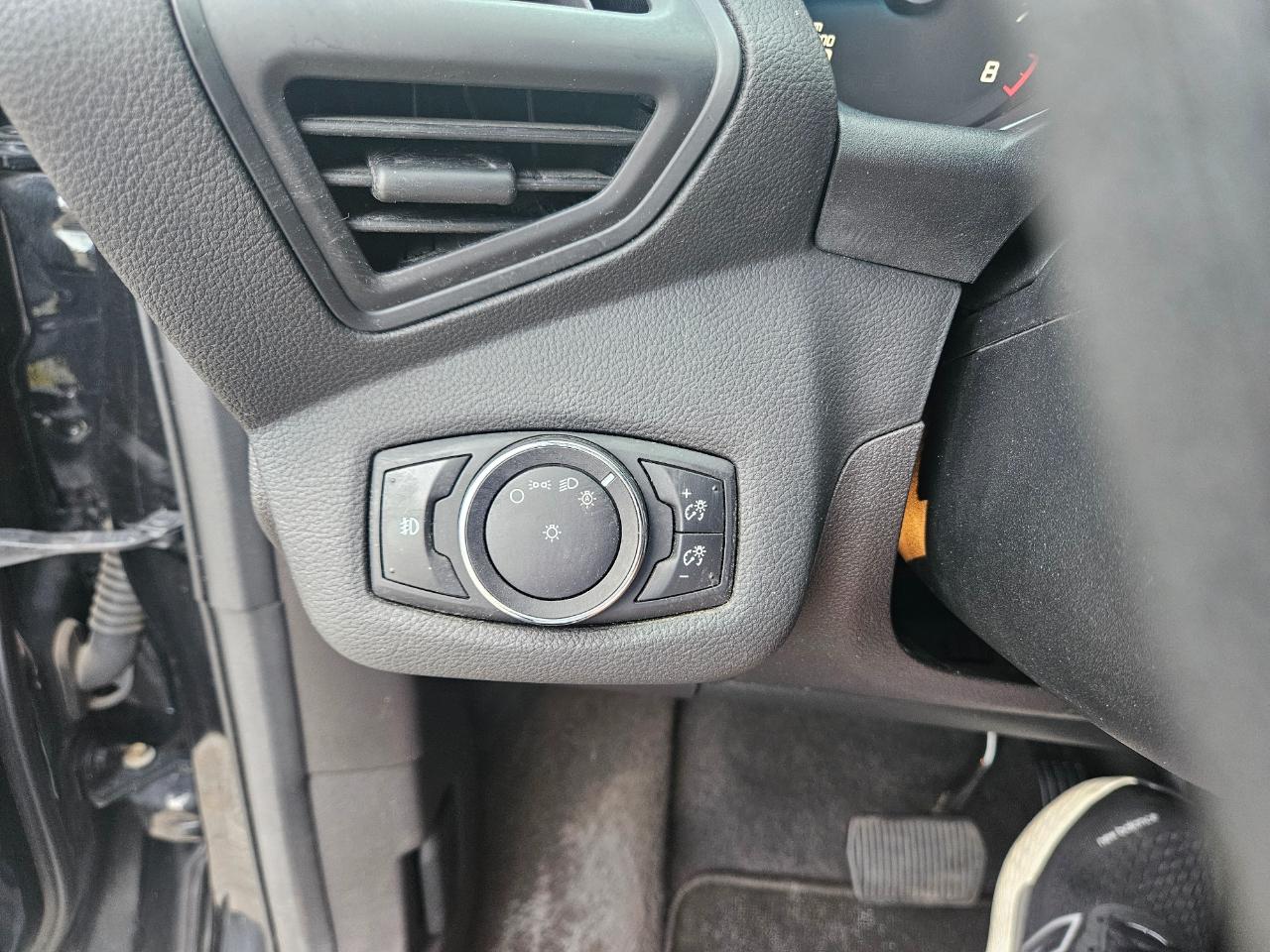Ford Escape 4WD 4dr SE 2014