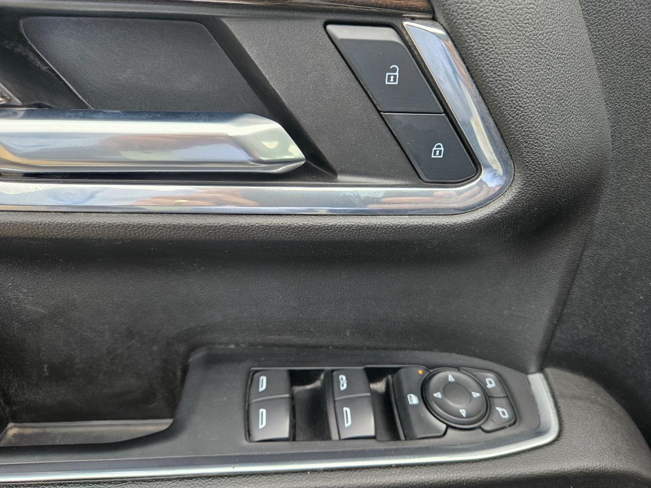 Chevrolet Silverado 1500 4WD Crew Cab 147" RST 2024