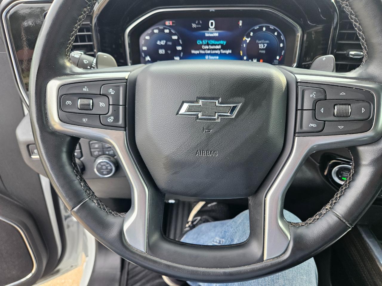 Chevrolet Silverado 1500 4WD Crew Cab 147" RST 2024
