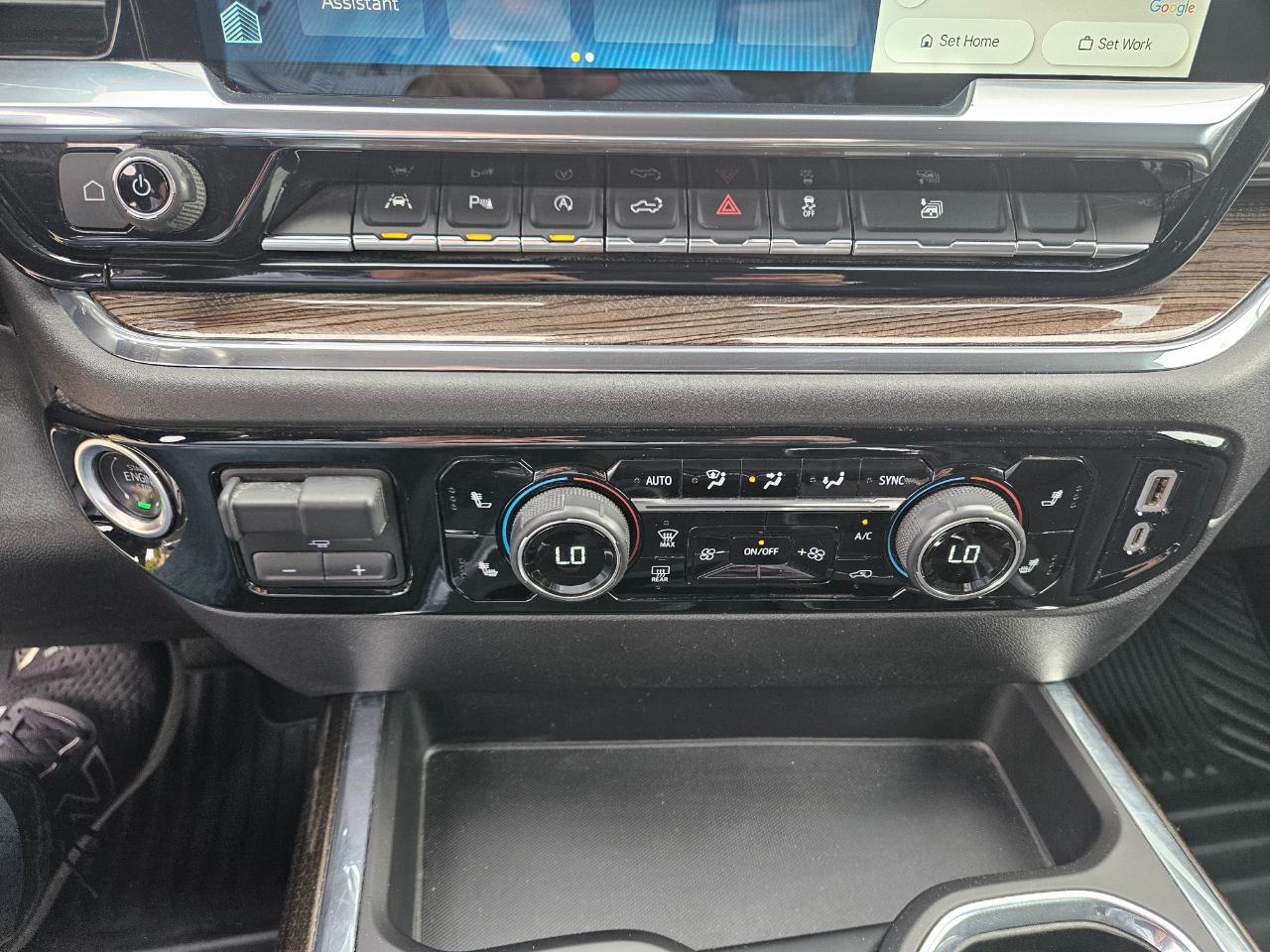 Chevrolet Silverado 1500 4WD Crew Cab 147" RST 2024