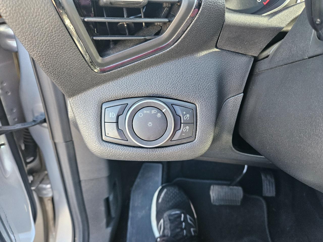 Ford Escape Titanium FWD 2017
