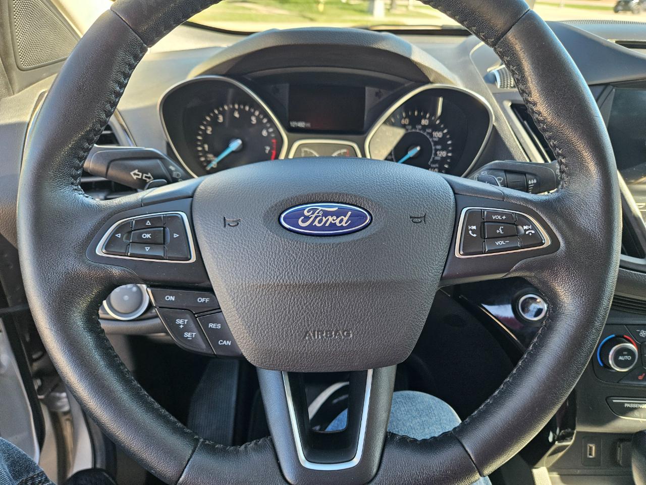 Ford Escape Titanium FWD 2017