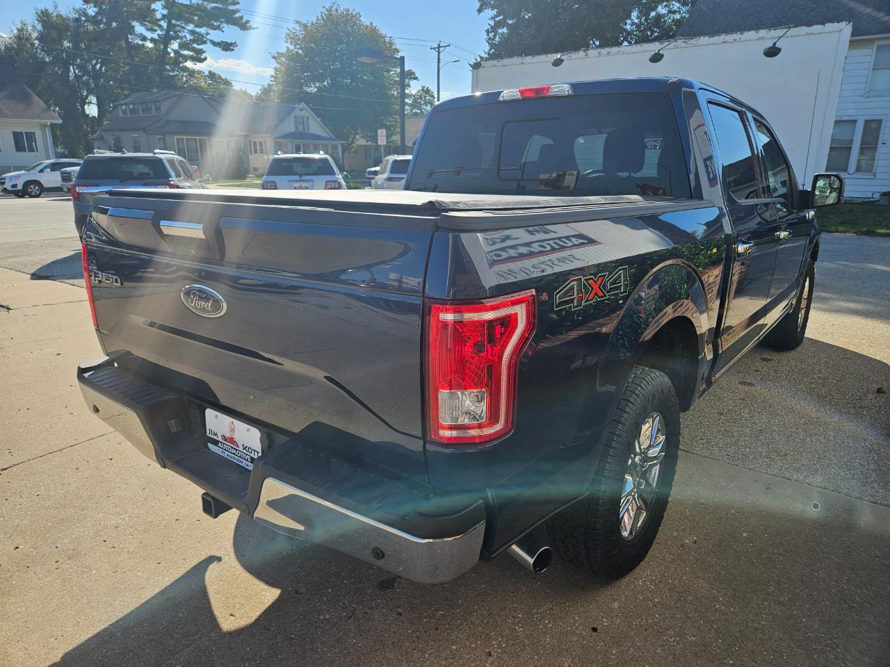 Ford F-150 4WD SuperCrew 145" XLT 2015