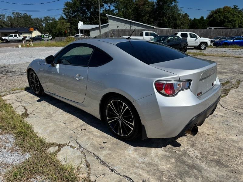 Scion FR-S 6MT 2013