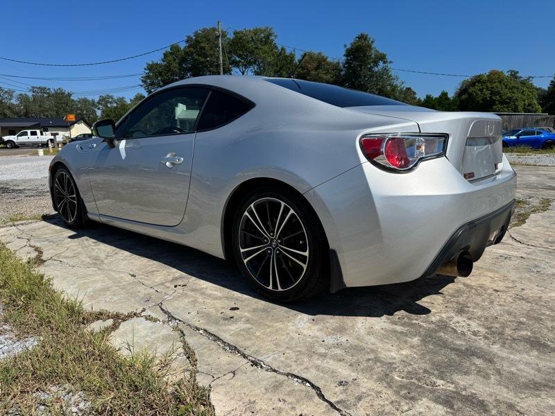 Scion FR-S 6MT 2013