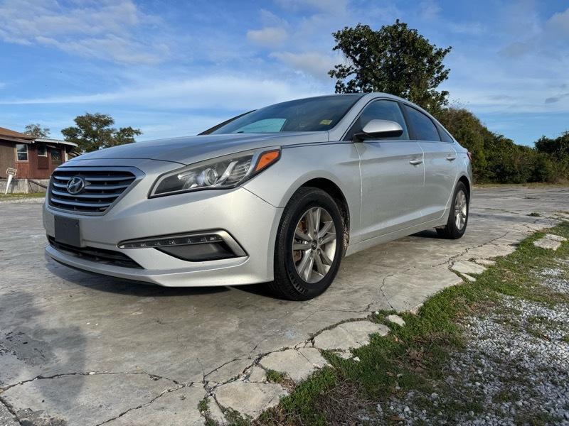 Hyundai Sonata SE 2015