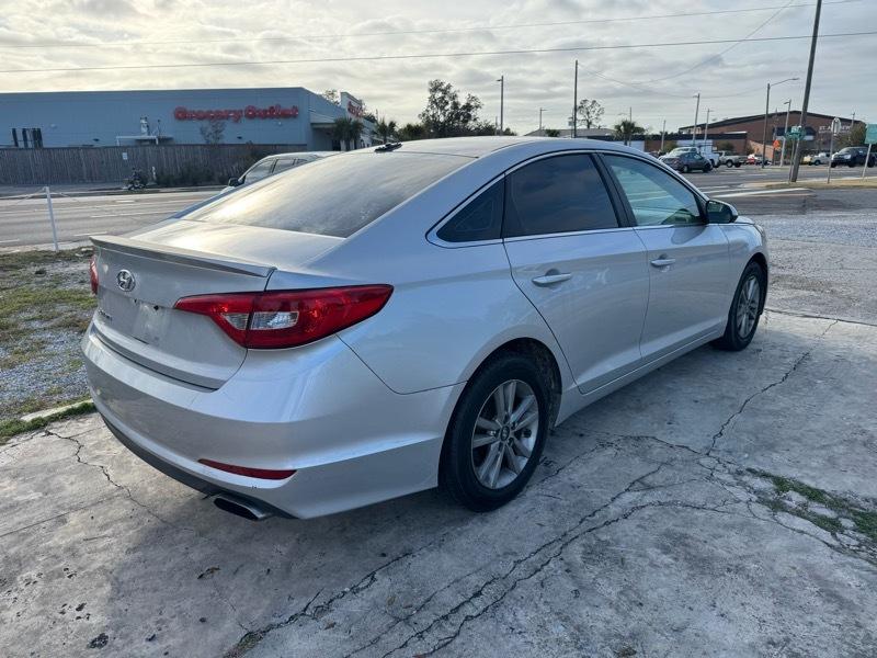 Hyundai Sonata SE 2015
