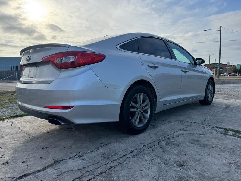 Hyundai Sonata SE 2015