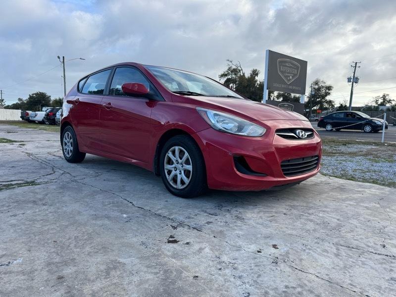 Hyundai Accent GS 2012