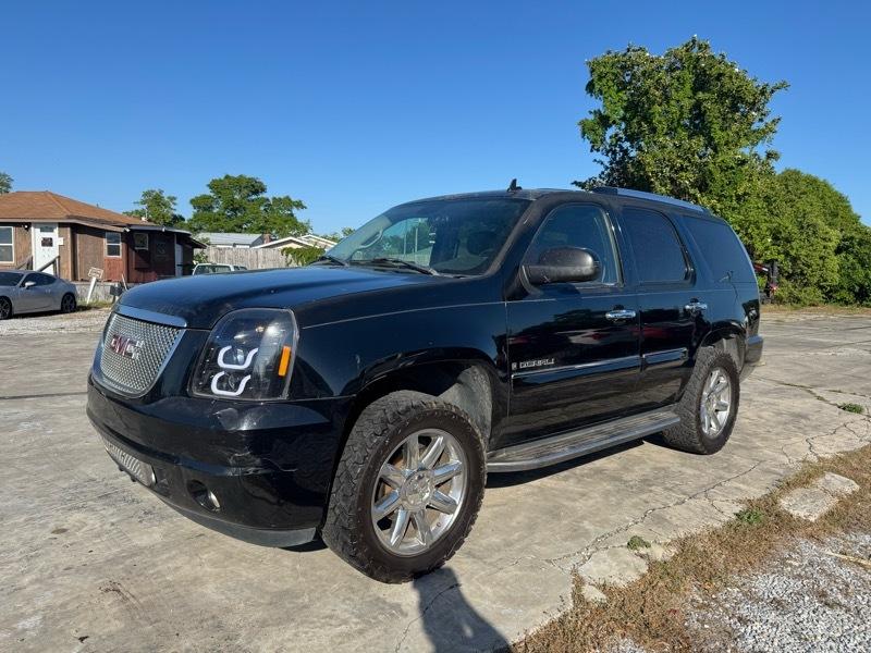GMC Yukon Denali AWD 2007