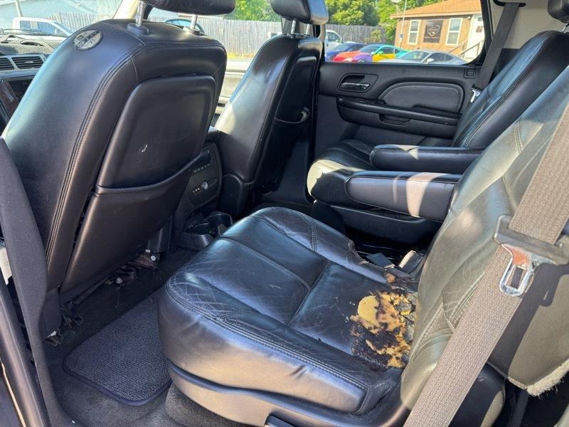 GMC Yukon Denali AWD 2007