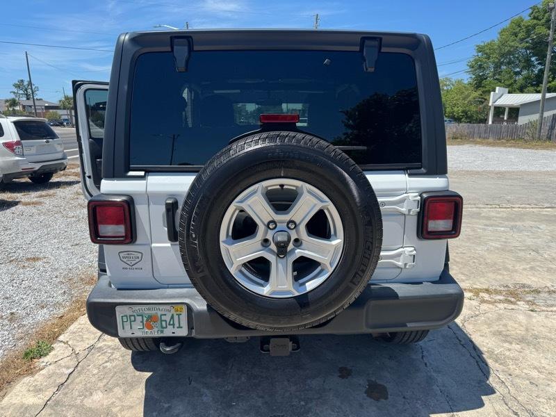 Jeep Wrangler Sport 4WD 2020